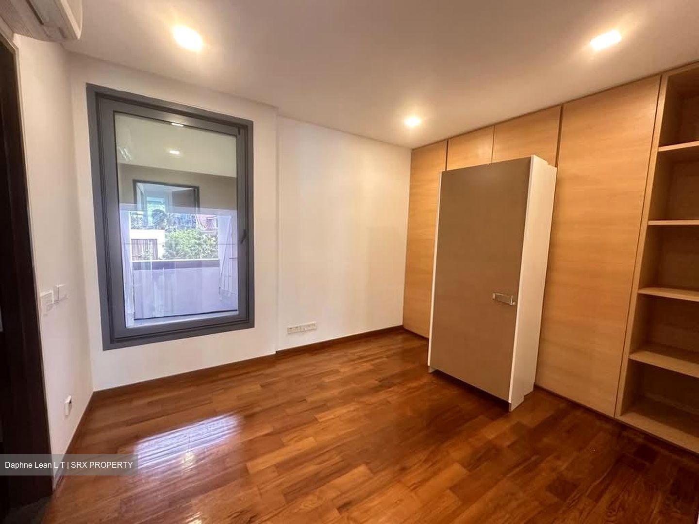 Ocean Drive (D4), Detached #577786161